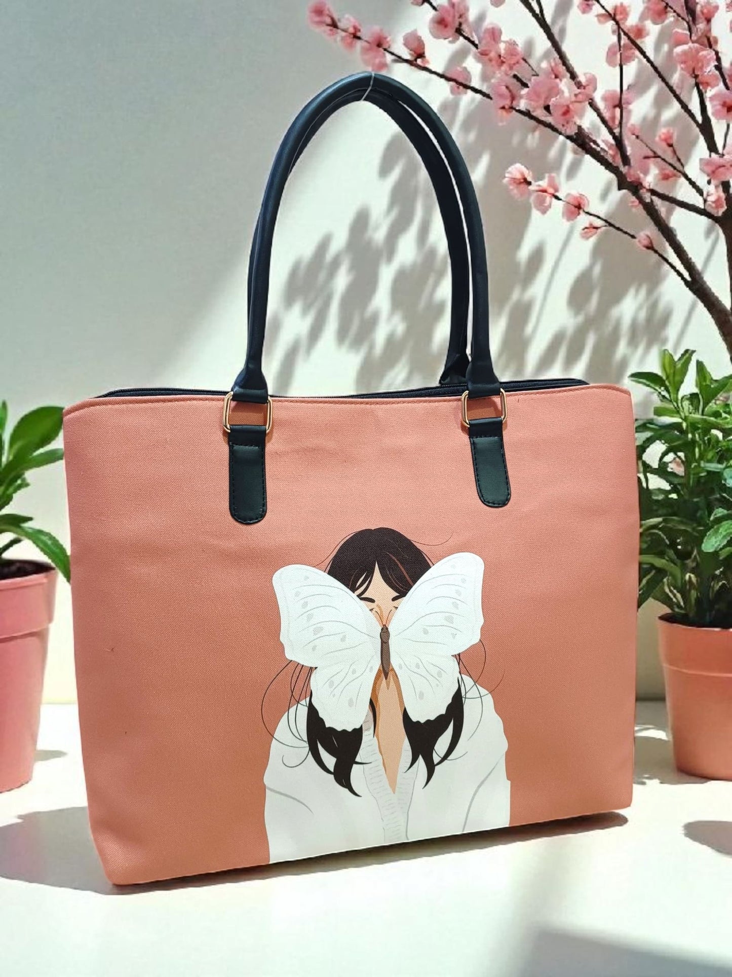 The Travel Tote