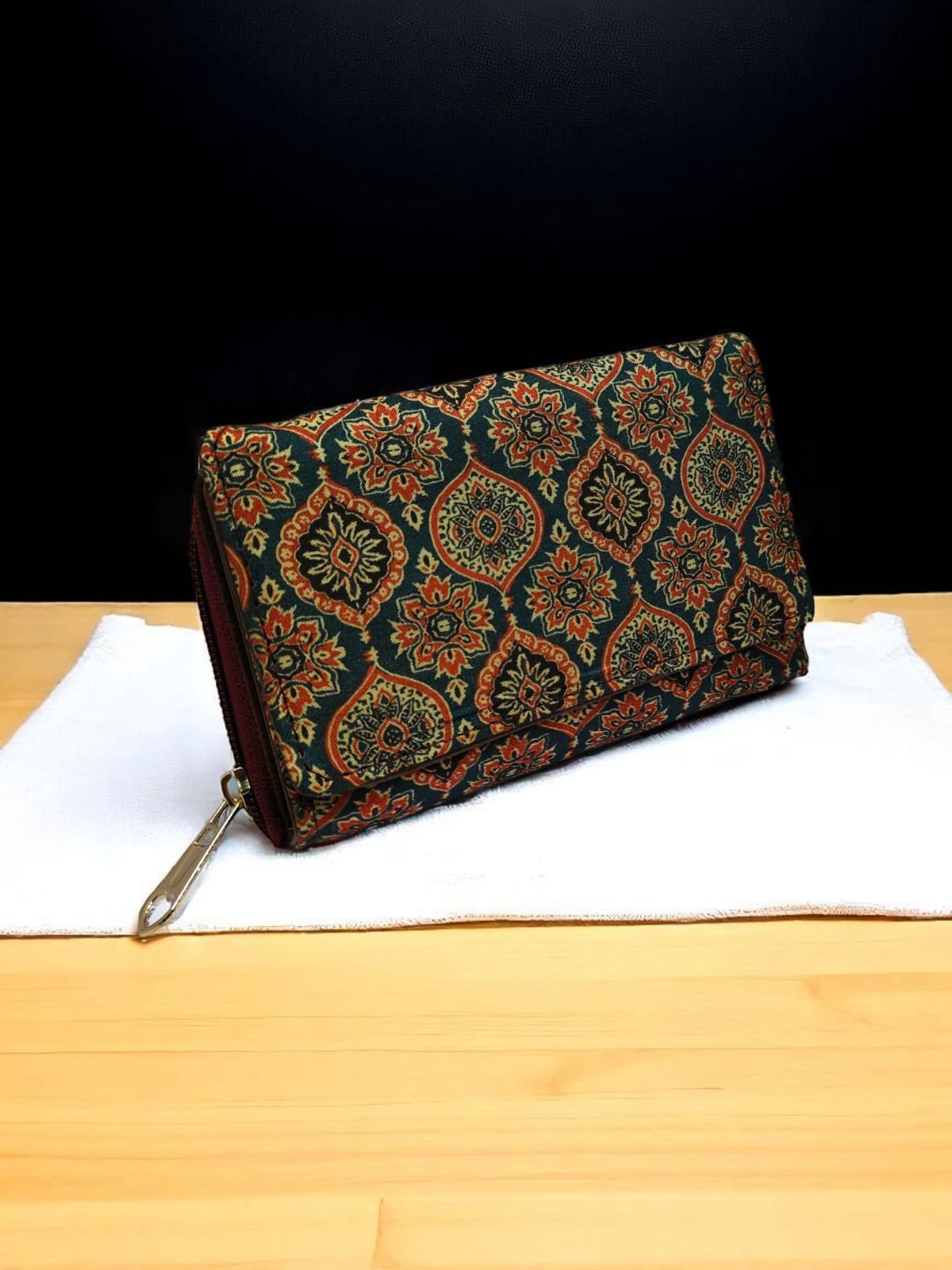 The Tussar 3-Fold Small Wallet