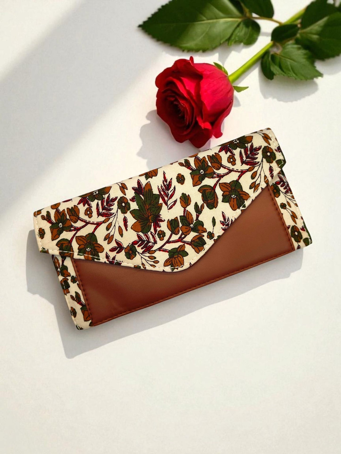 The Sleek Cotton Wallet