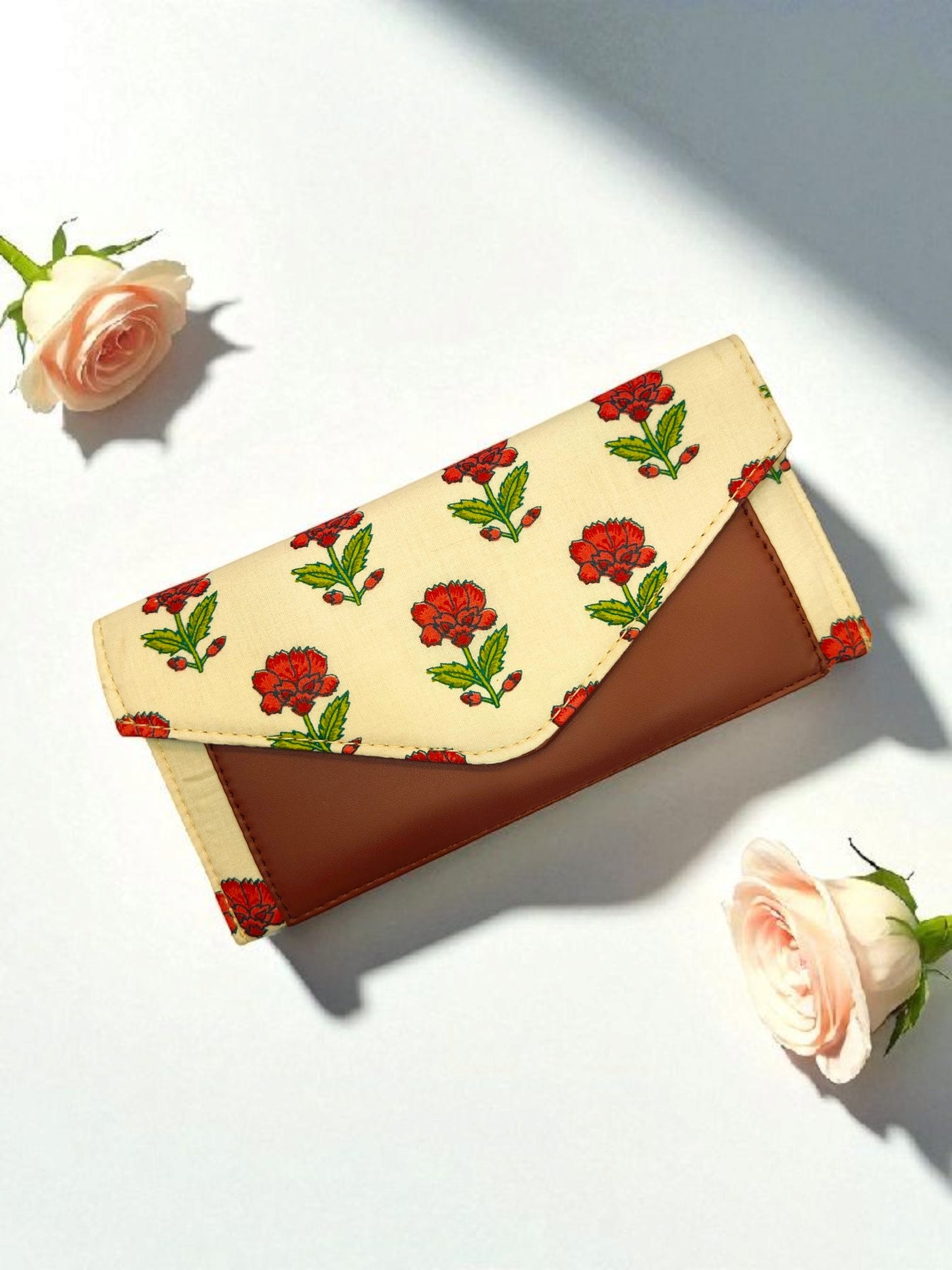 The Sleek Cotton Wallet
