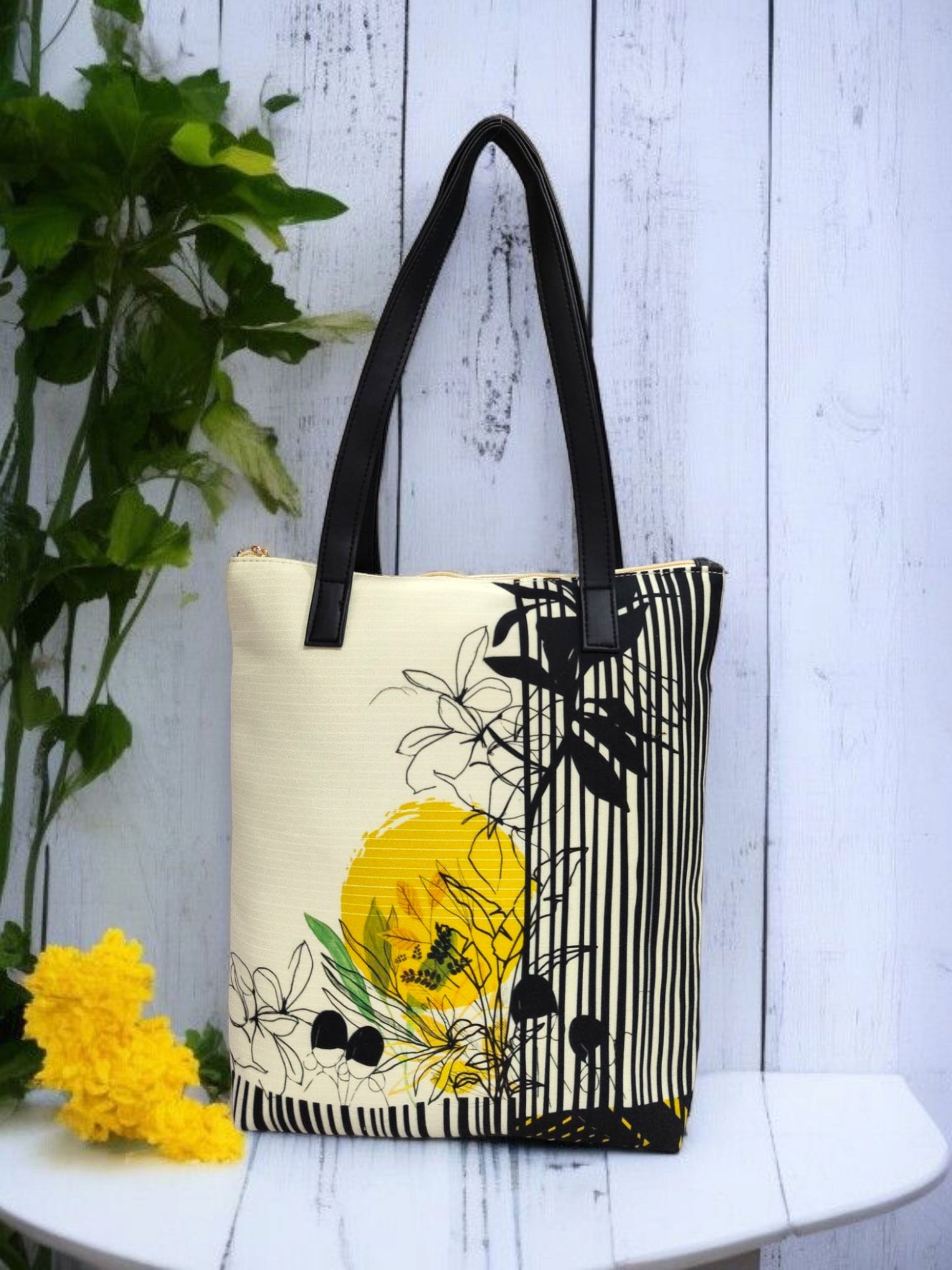 The Sleek Totes