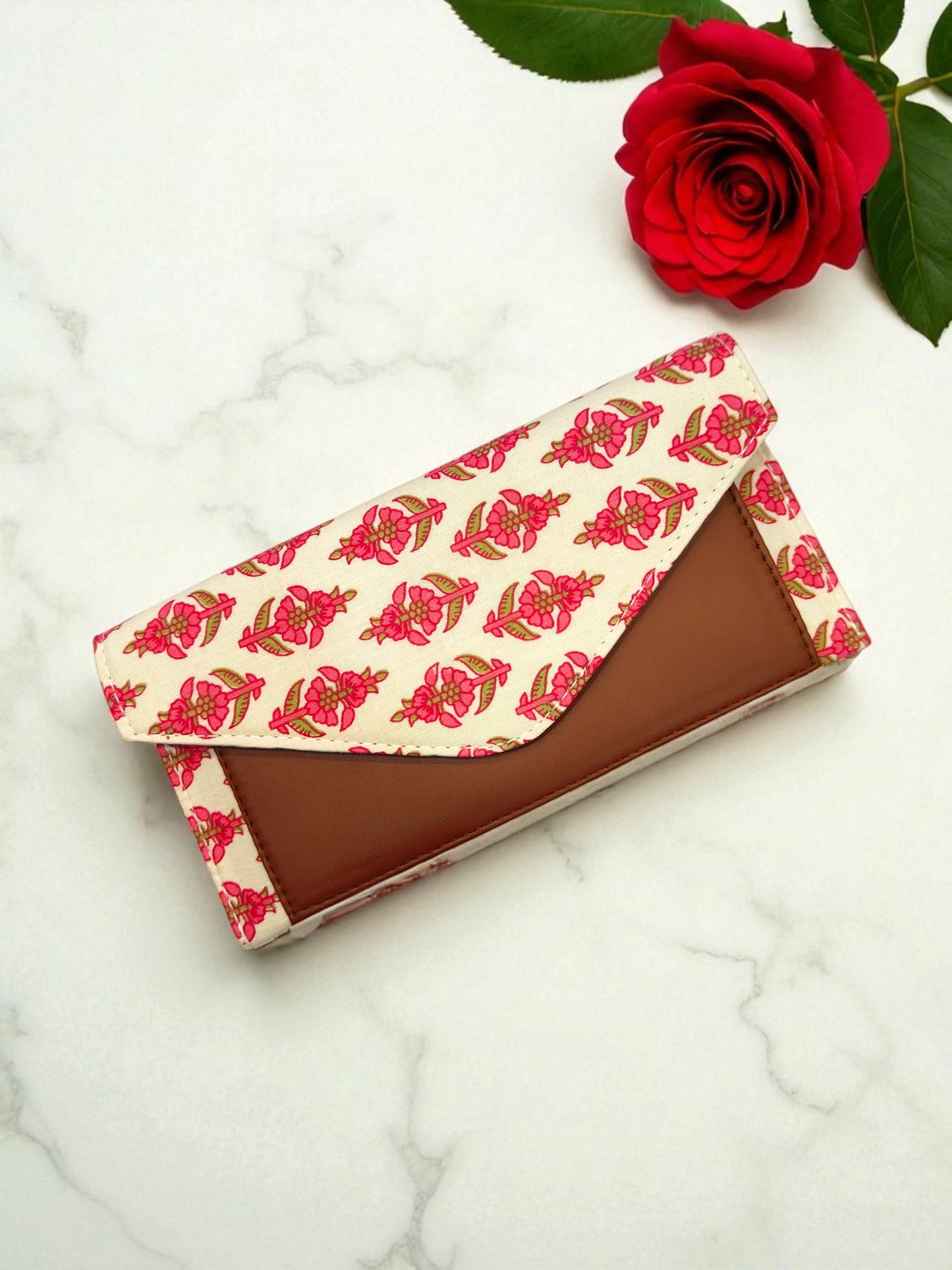 The Sleek Cotton Wallet