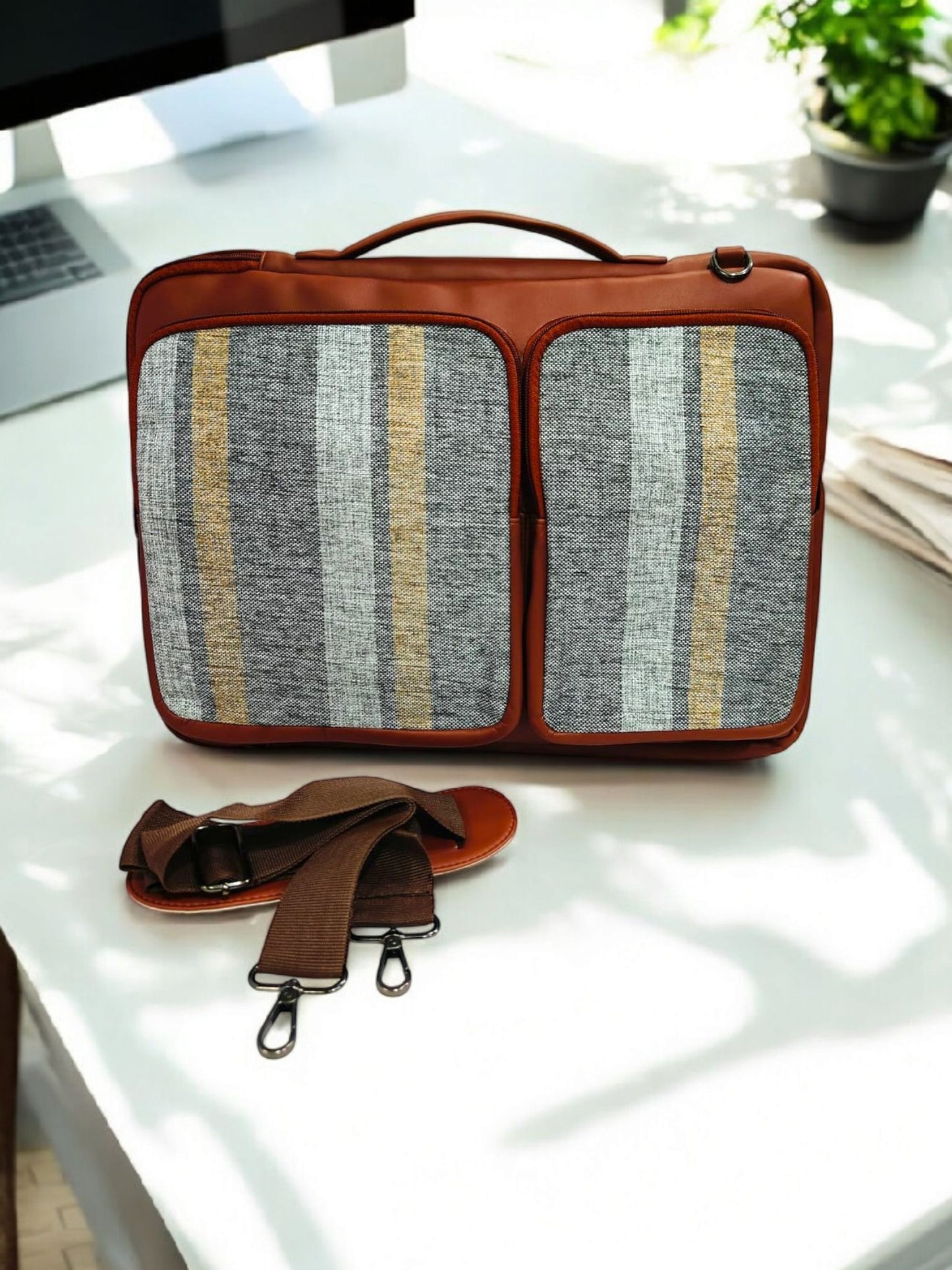 The Sleek Laptop Bag