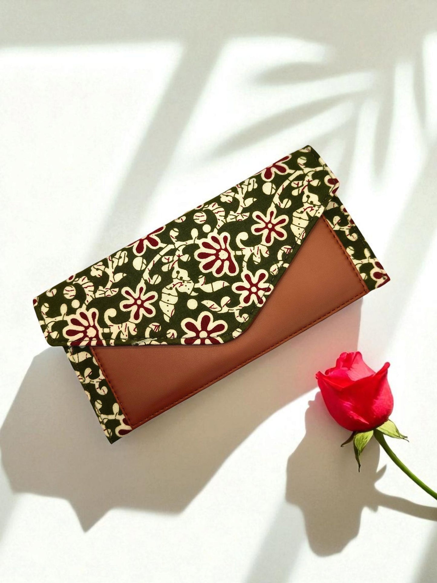 The Sleek Cotton Wallet