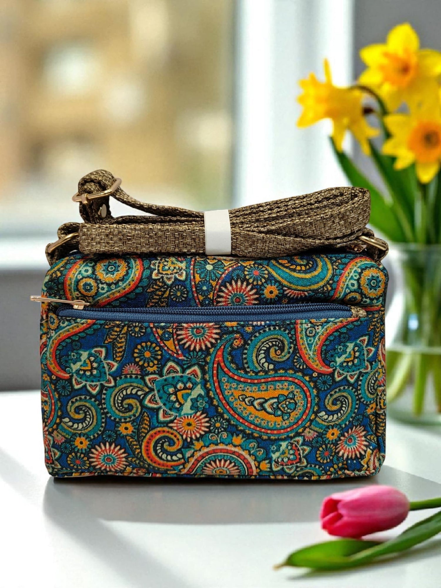 Tussar Zipped Sling