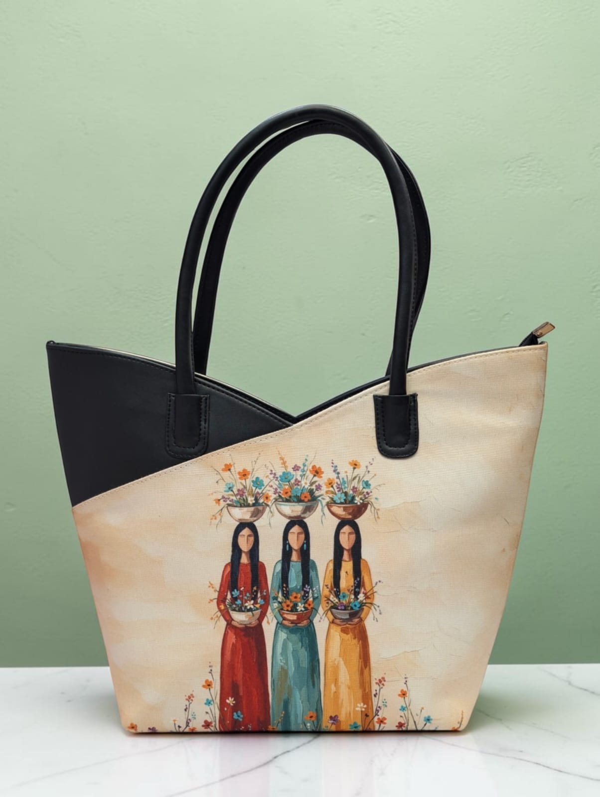 The Arch Tote
