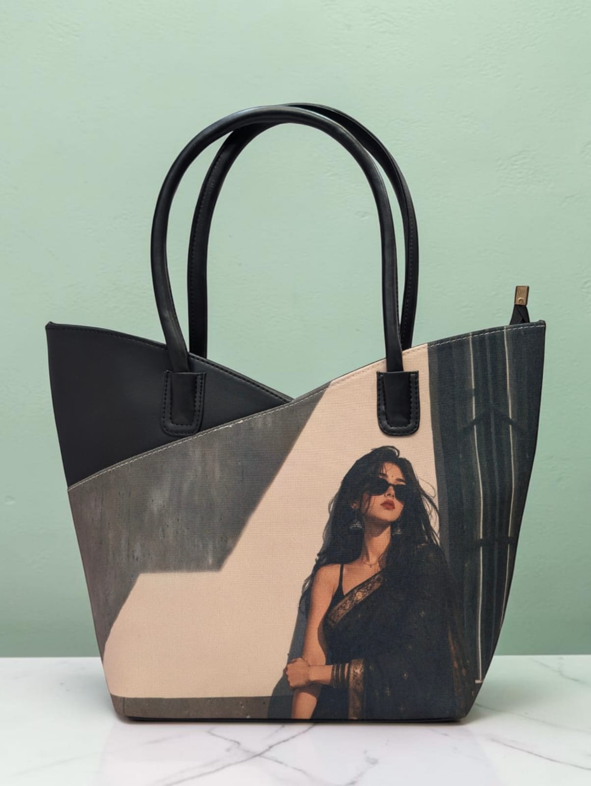 The Arch Tote