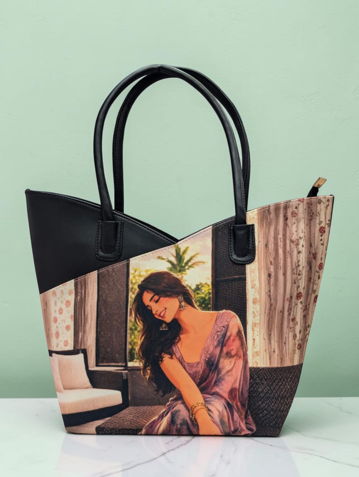 The Arch Tote