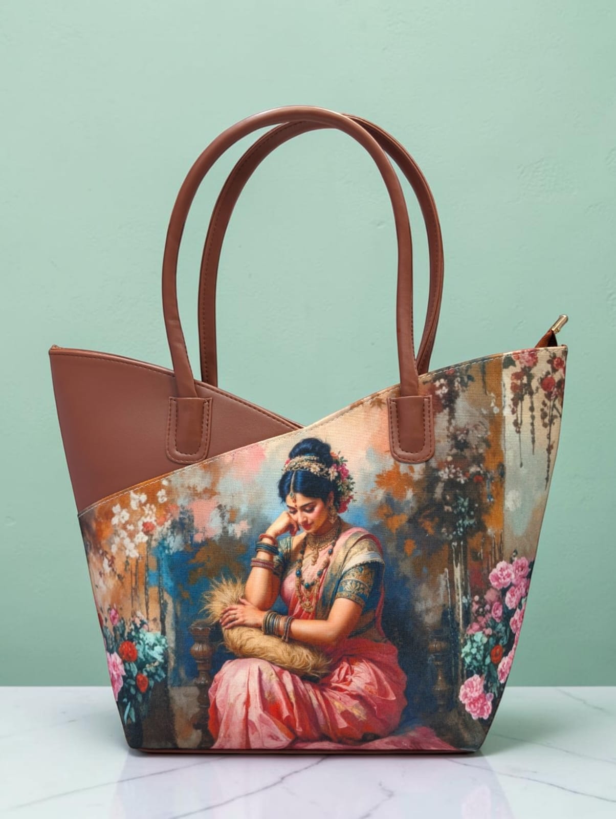 The Arch Tote