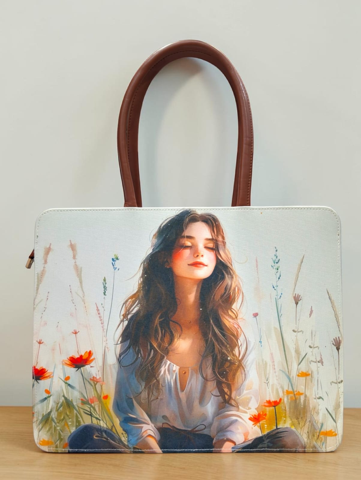 The Curve Laptop Tote
