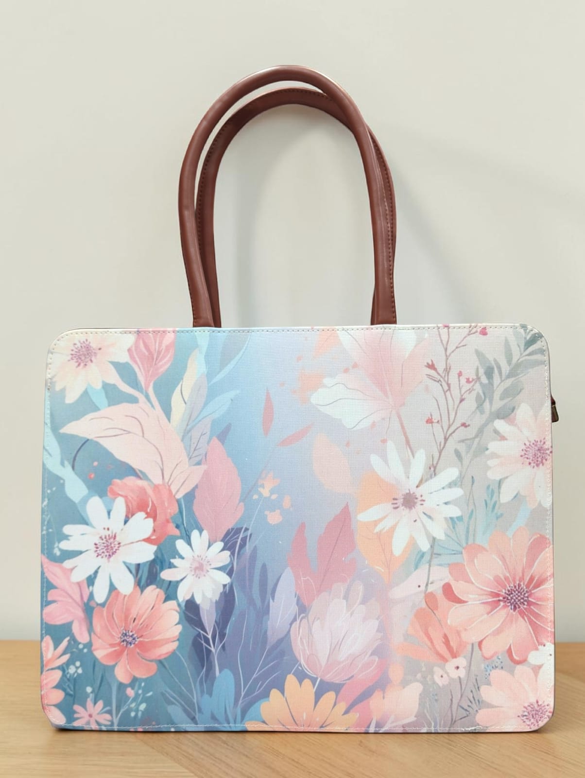 The Curve Laptop Tote