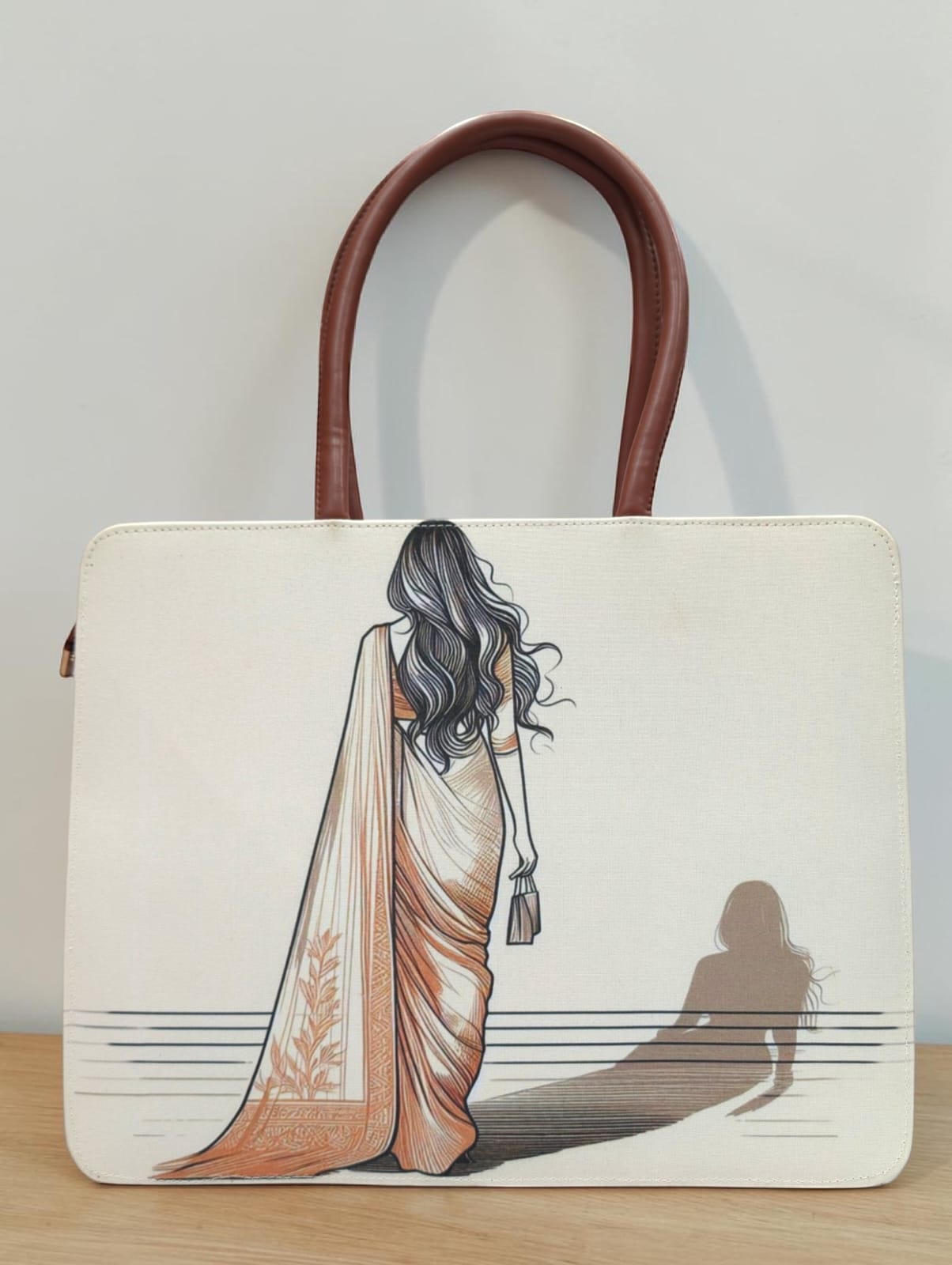 The Curve Laptop Tote