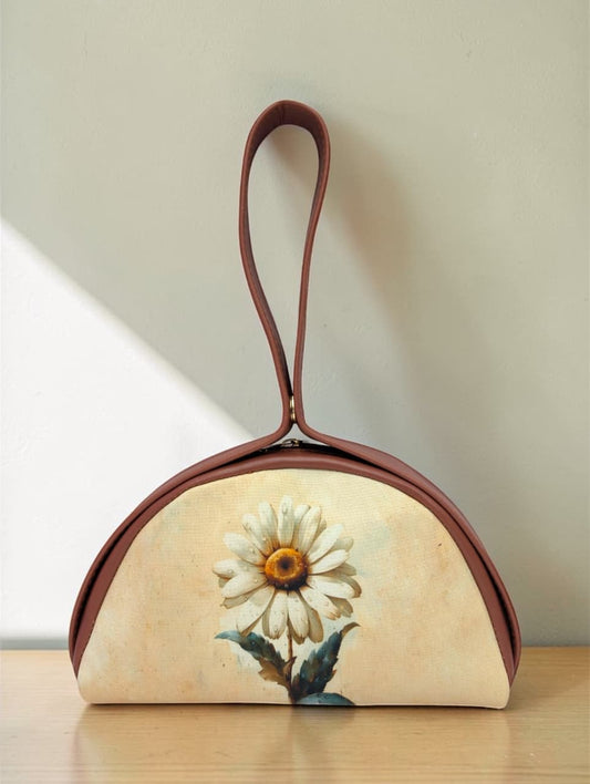 The Chandrika Loop Clutch