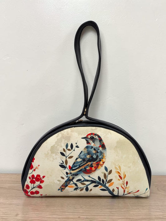 The Chandrika Loop Clutch