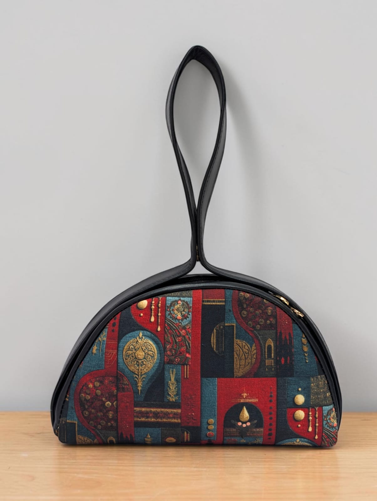 The Chandrika Loop Clutch