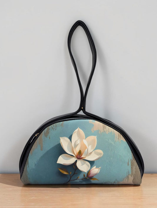 The Chandrika Loop Clutch