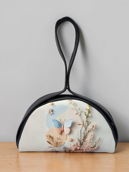 The Chandrika Loop Clutch