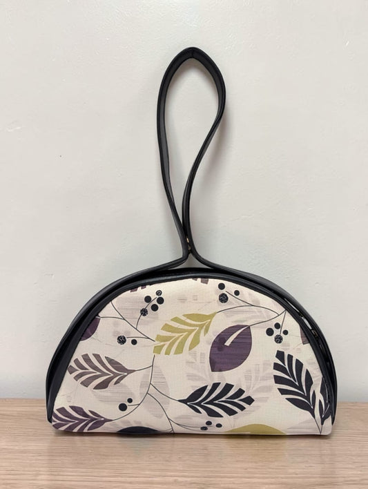 The Chandrika Loop Clutch