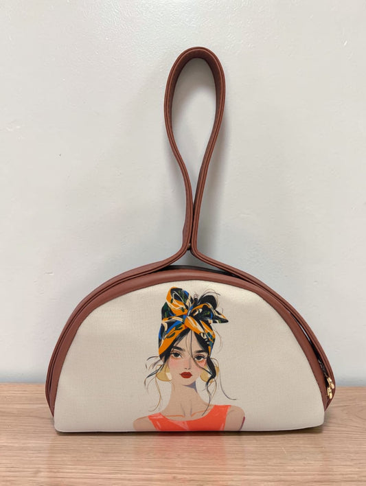 The Chandrika Loop Clutch