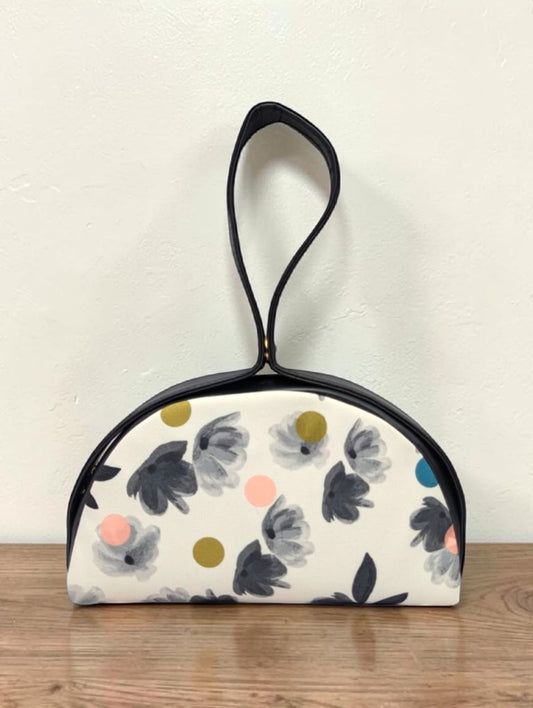 The Chandrika Loop Clutch