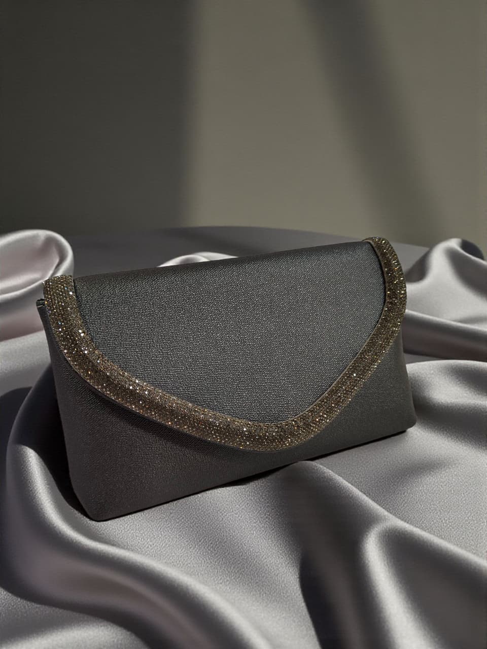 The Party Wear Clutch