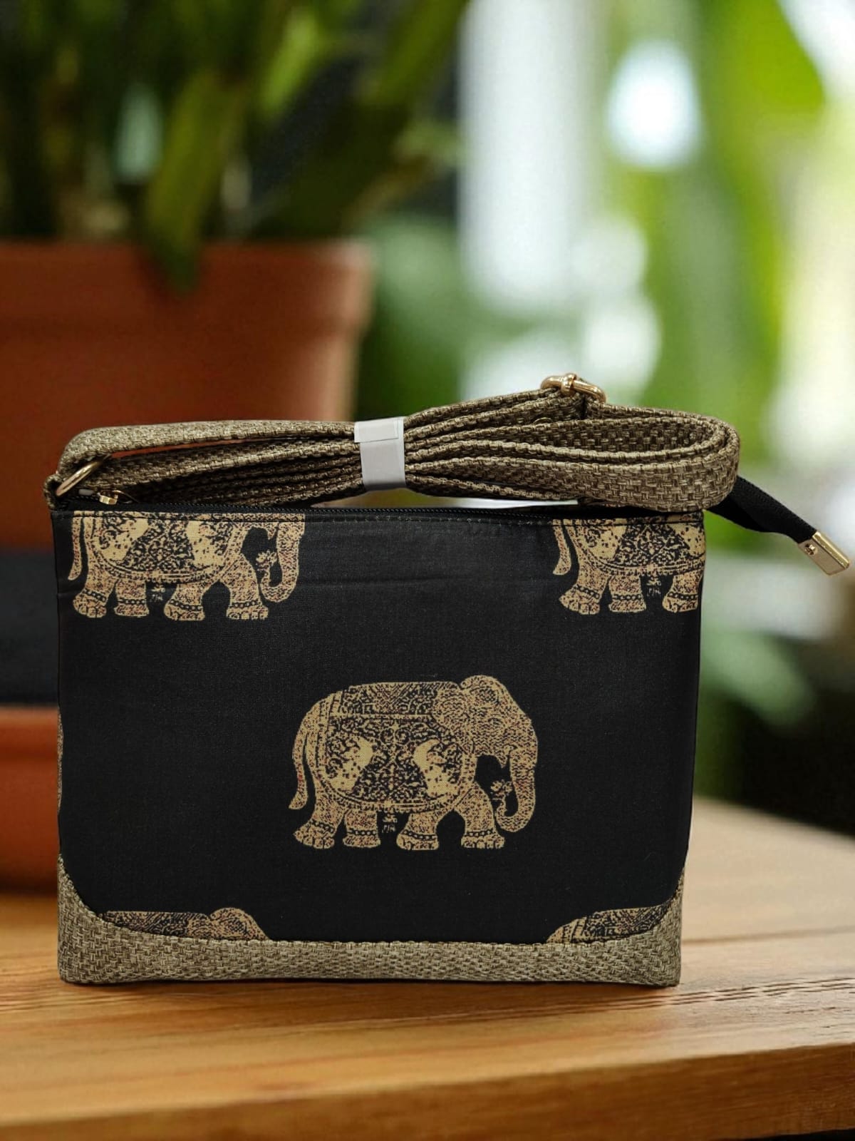 Tussar Sling  - Design 03