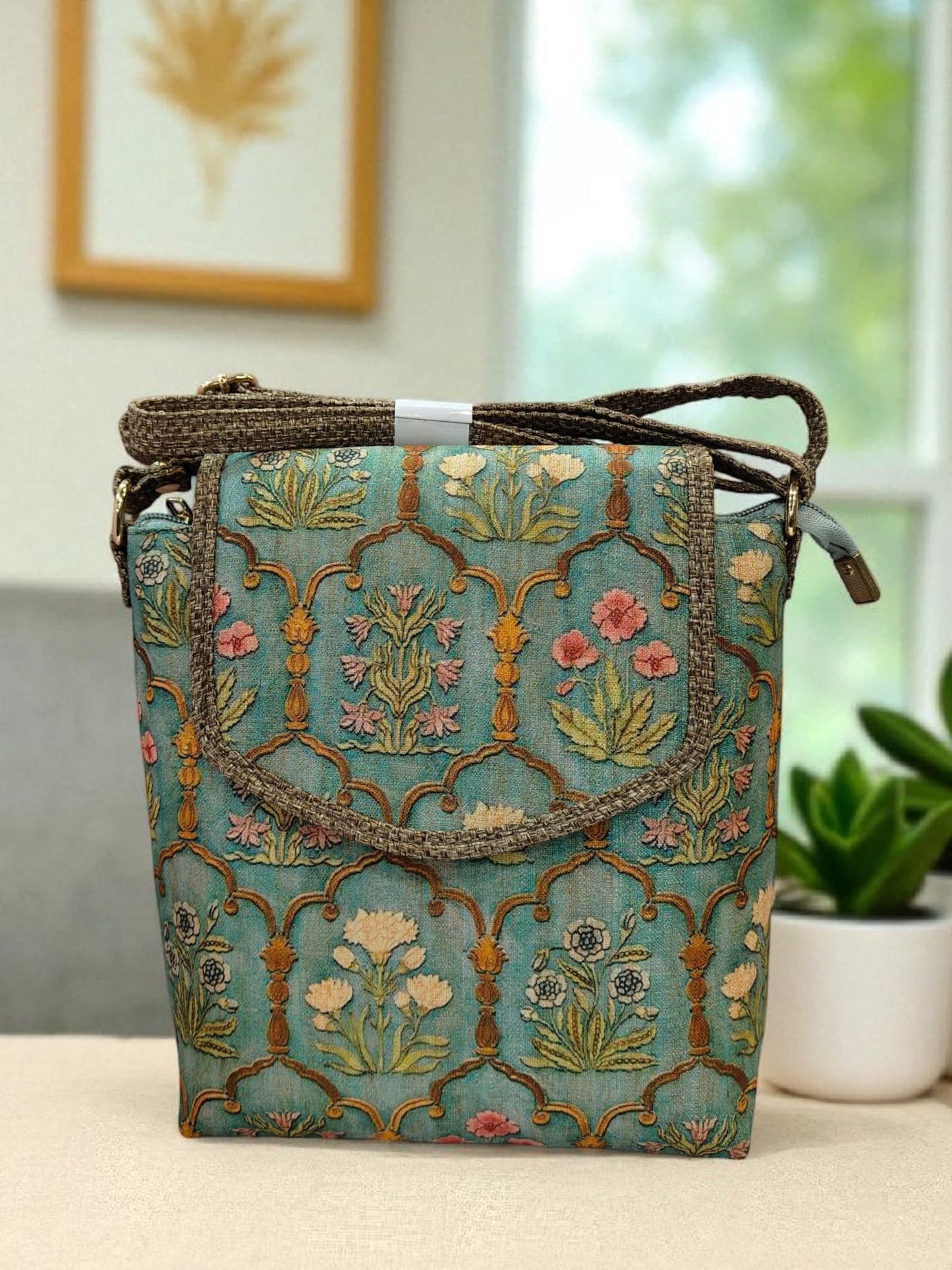 Tussar Sling  - Design 04