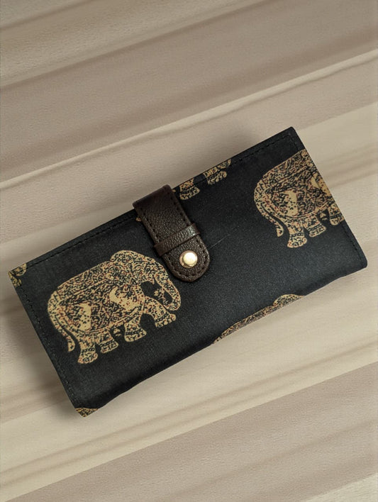 Tussar Wallet - Design 03 (Sleek)