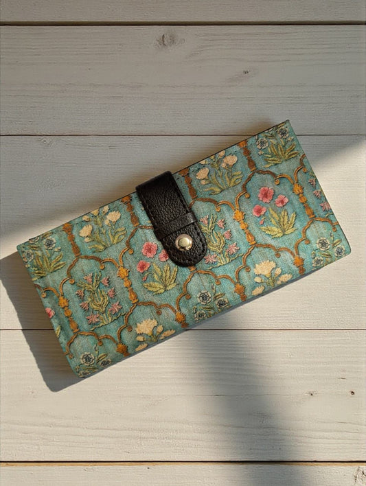 Tussar Wallet - Design 03 (Sleek)