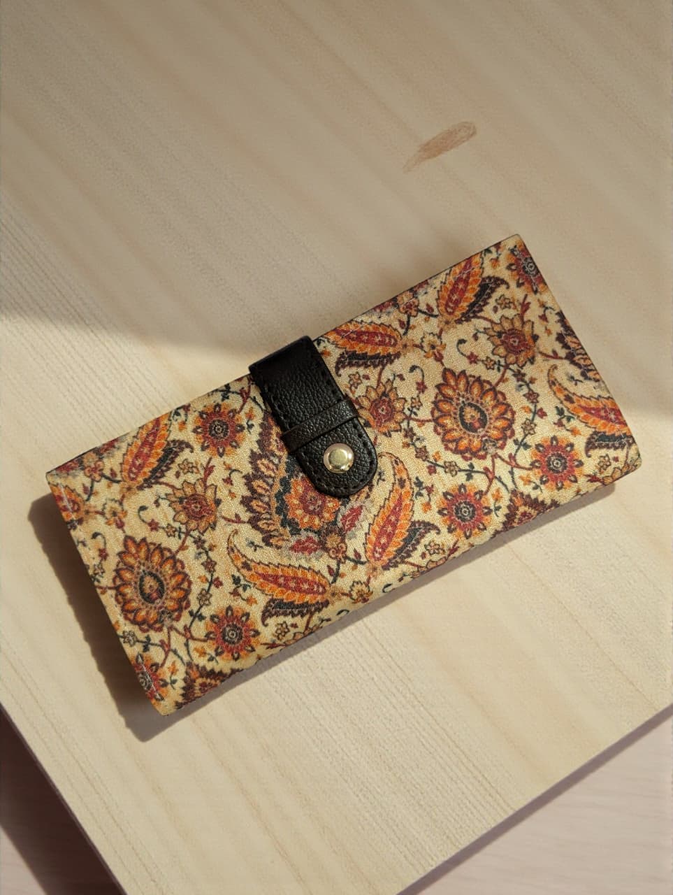 Tussar Wallet - Design 03 (Sleek)