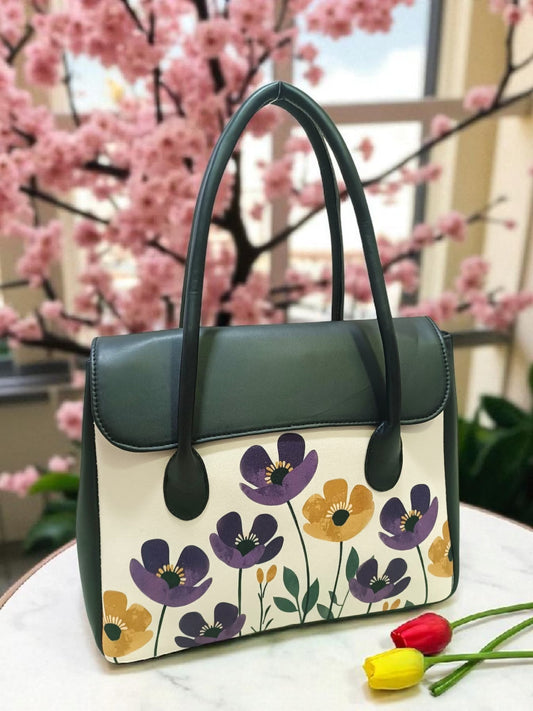 The Printed Flap Tote