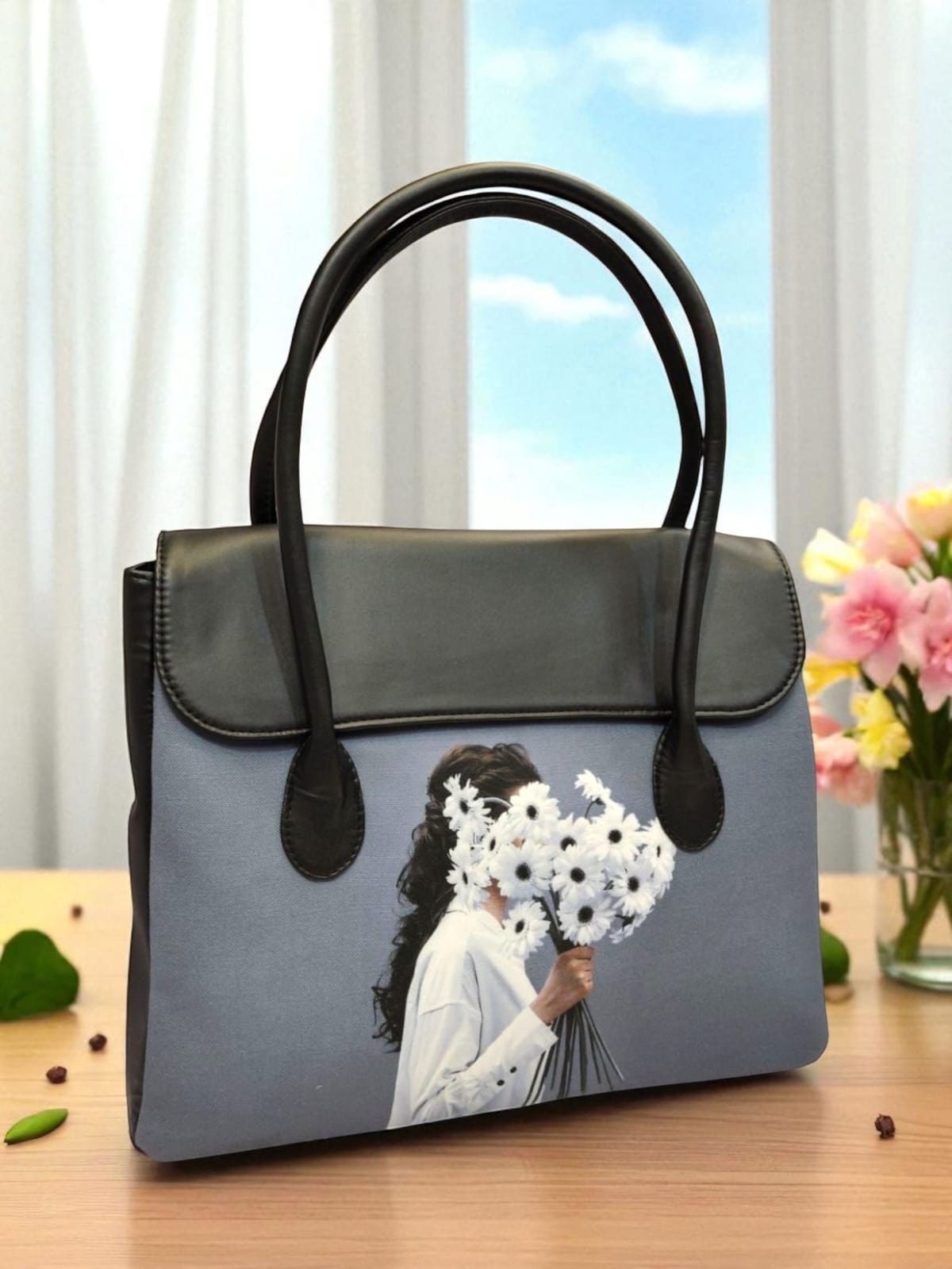 The Printed Flap Tote