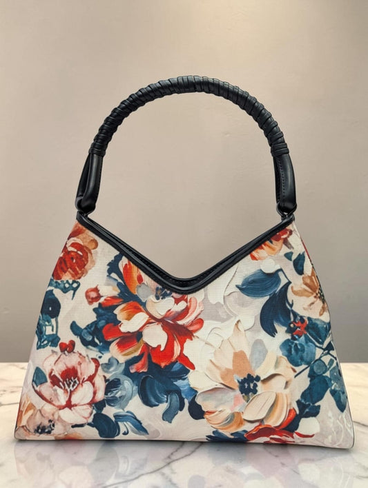 The Flora Hobo