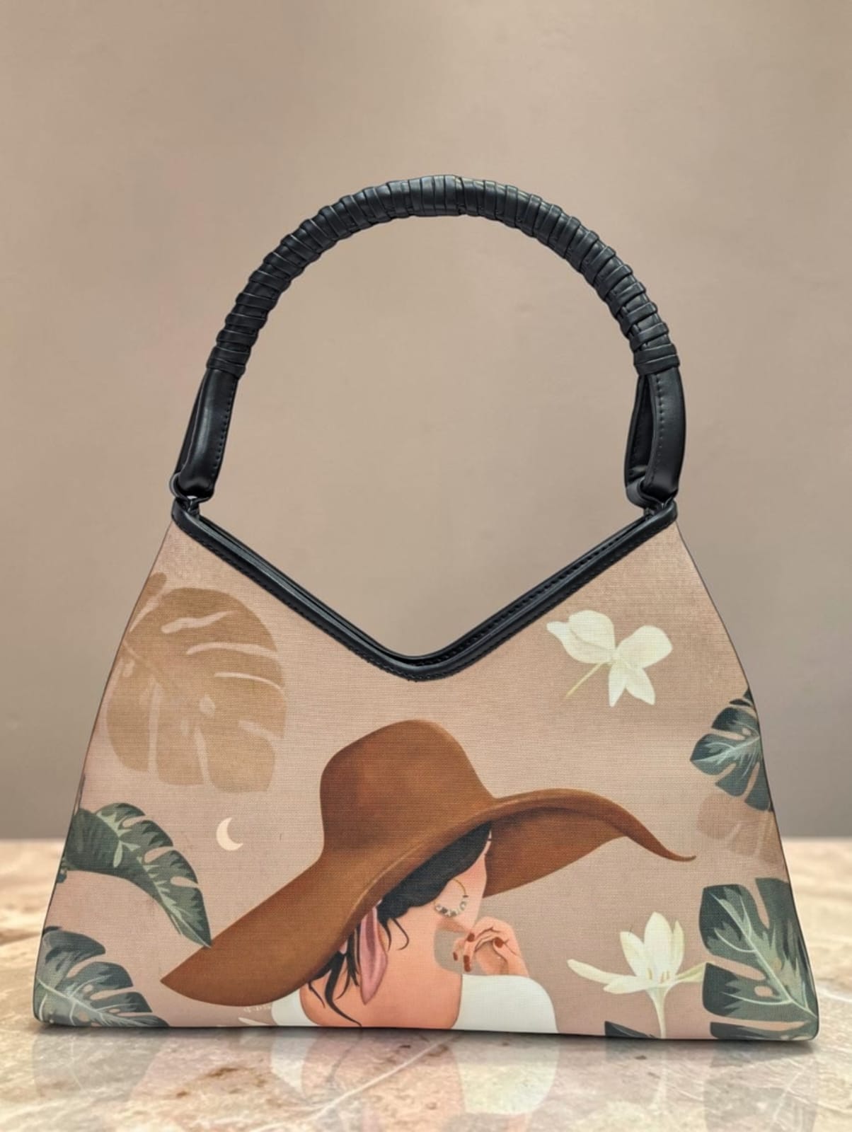 The Flora Hobo