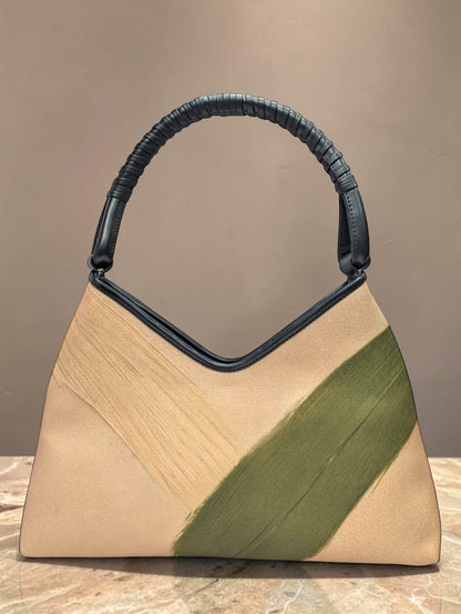 The Flora Hobo