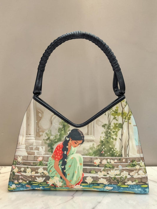 The Flora Hobo