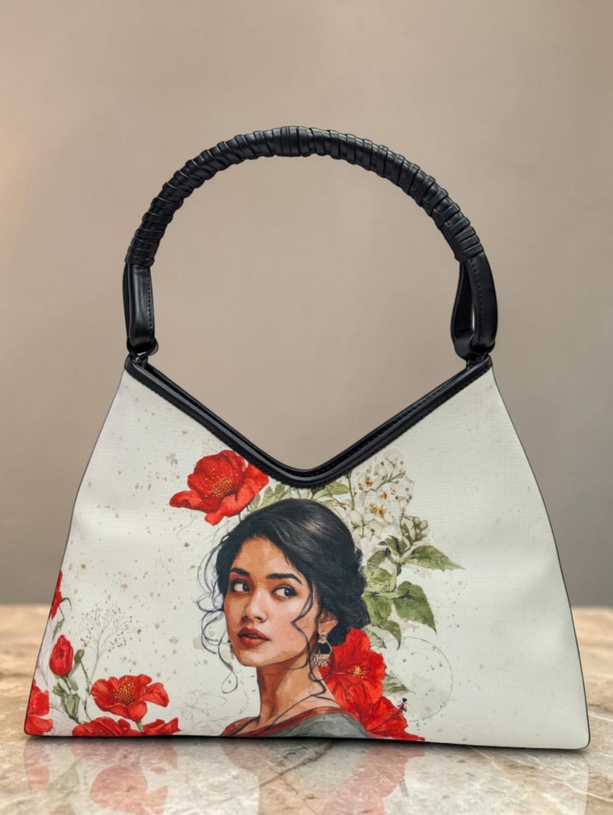 The Flora Hobo