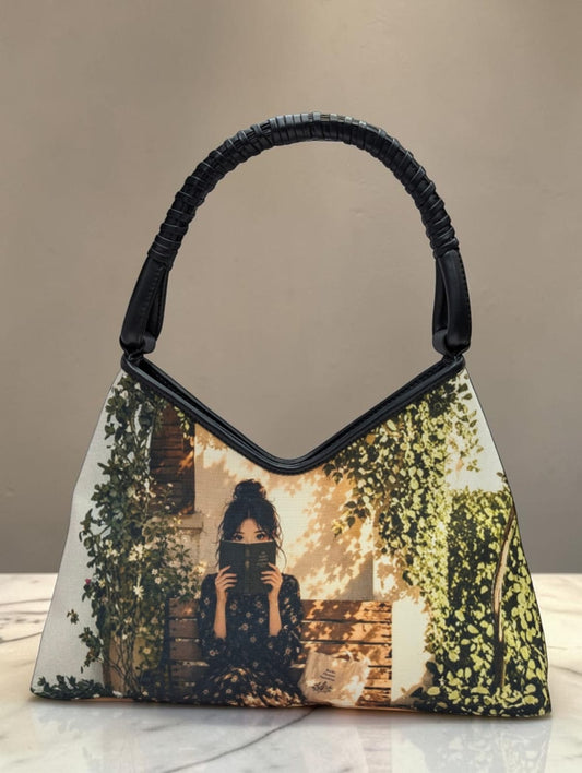 The Flora Hobo