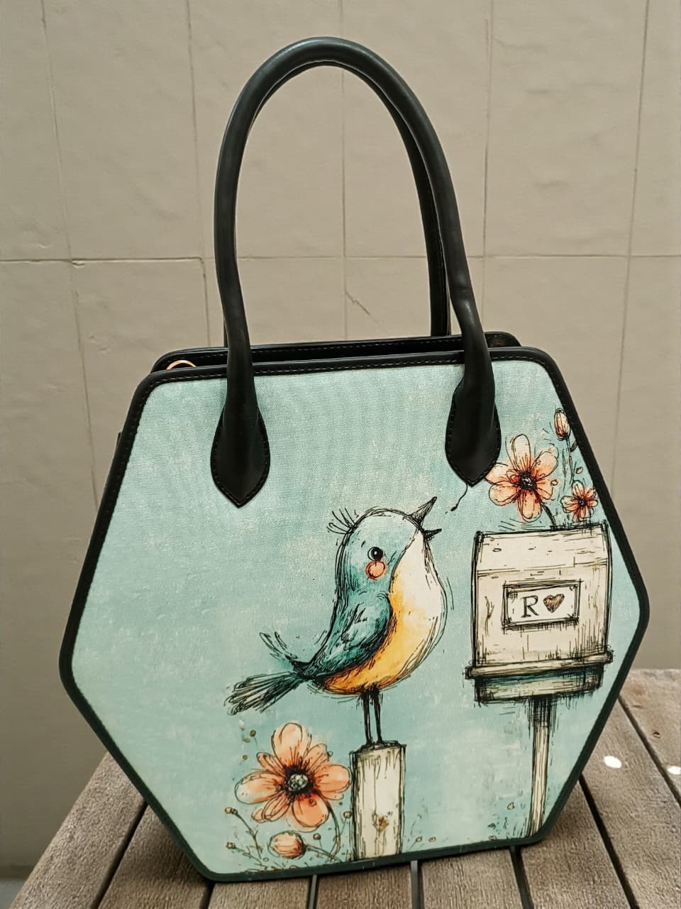 The Hexa Tote