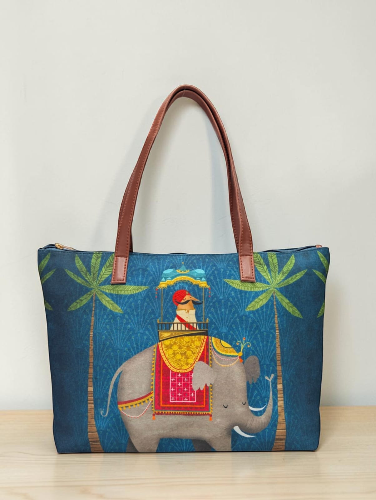 The Horizontal Tote