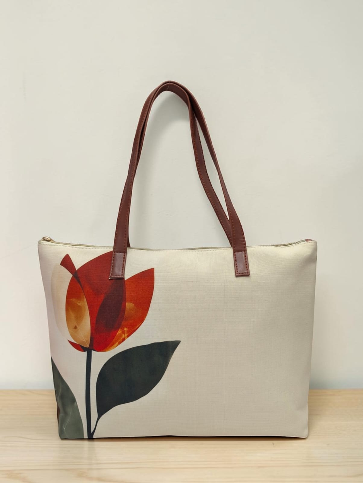 The Horizontal Tote