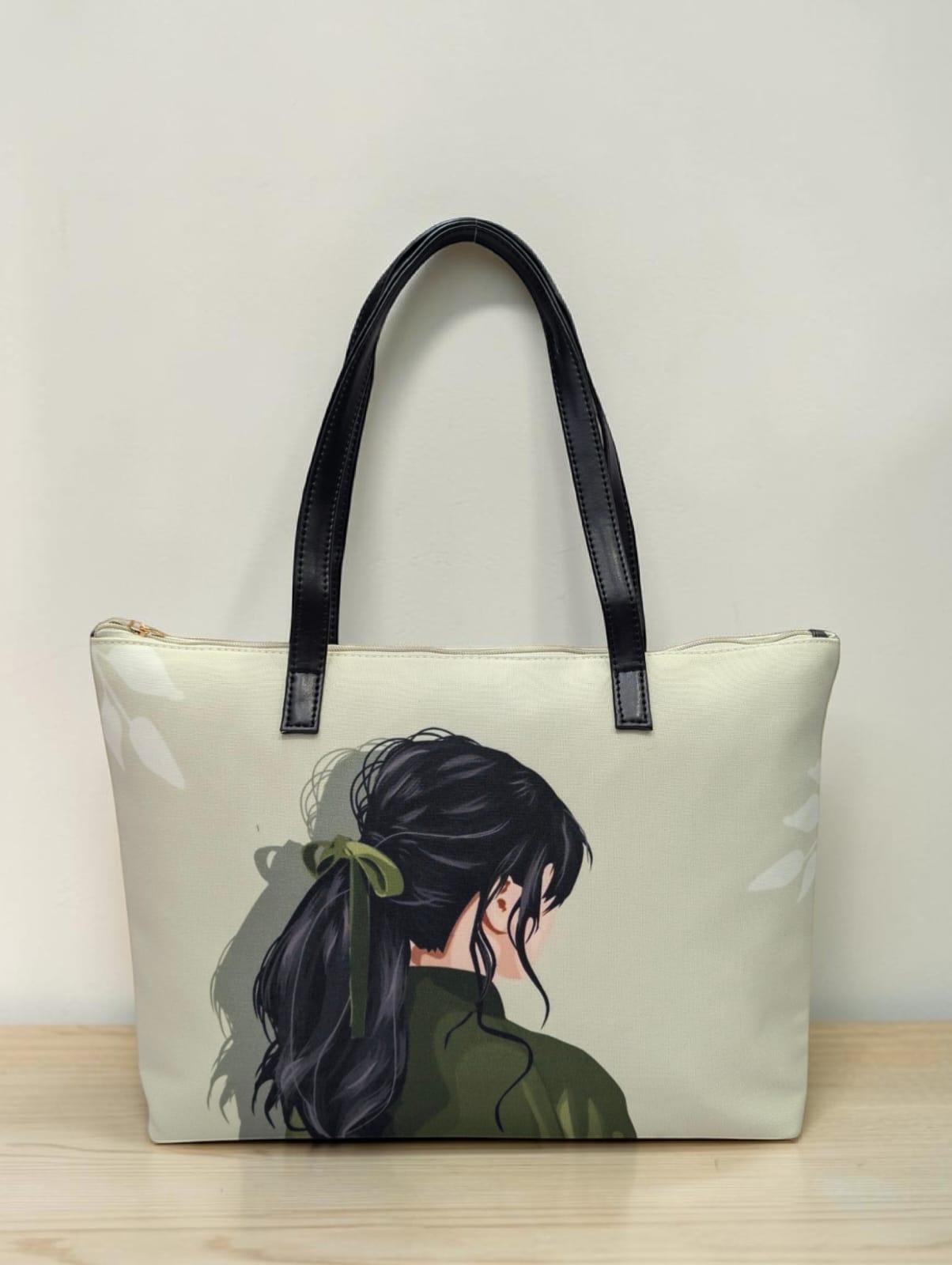 The Horizontal Tote
