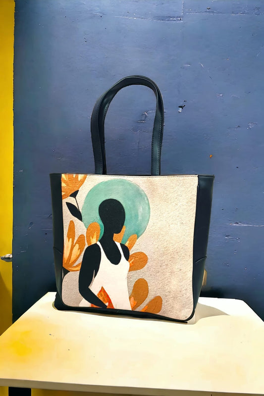 The Printed Vertical Tote