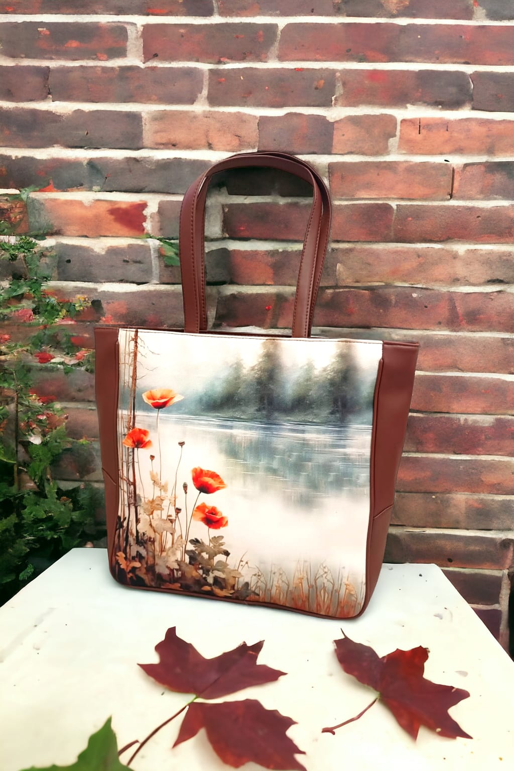 The Printed Vertical Tote