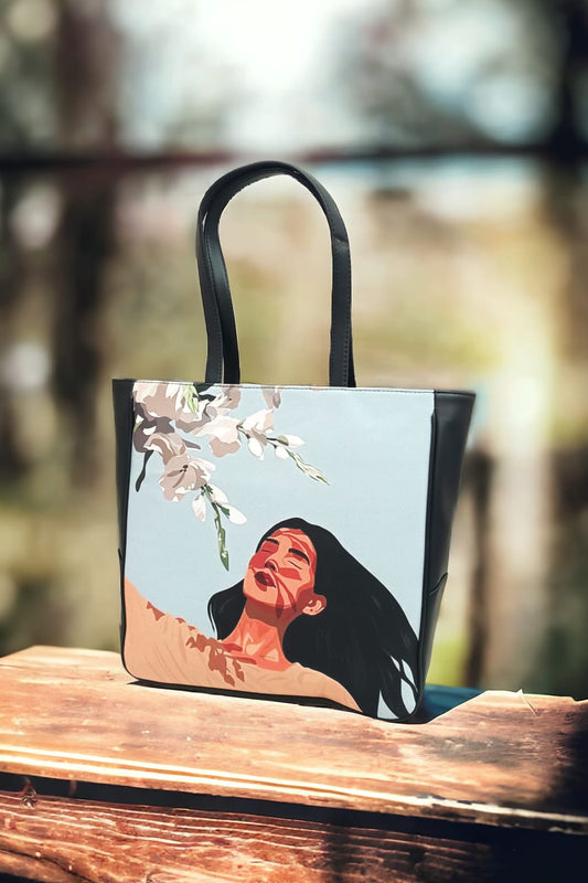 The Printed Vertical Tote