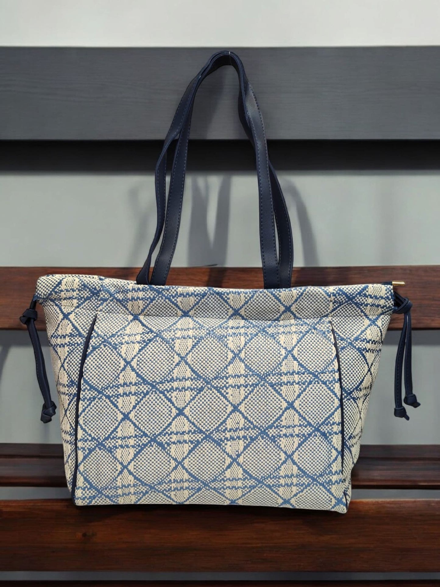 The Close Knit Tote