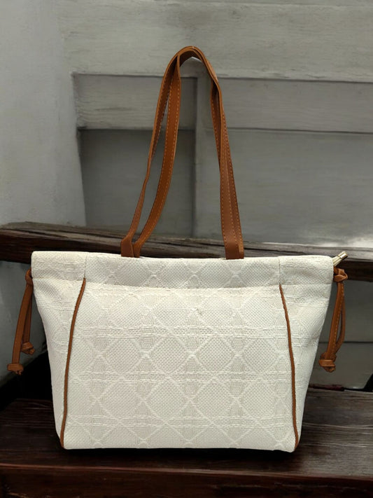 The Close Knit Tote