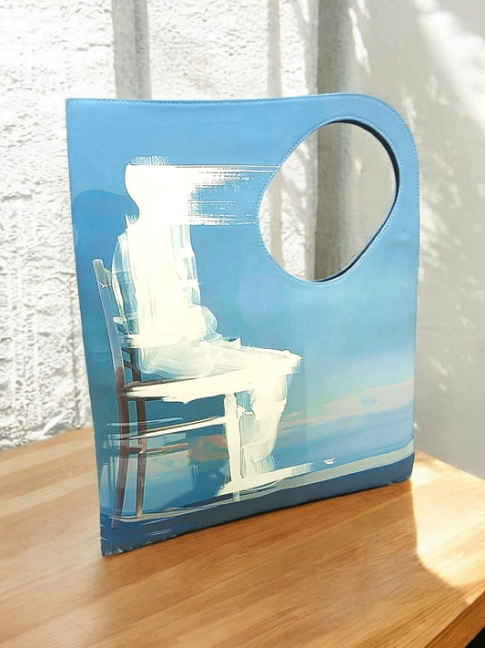 The Oval-Cut Tote