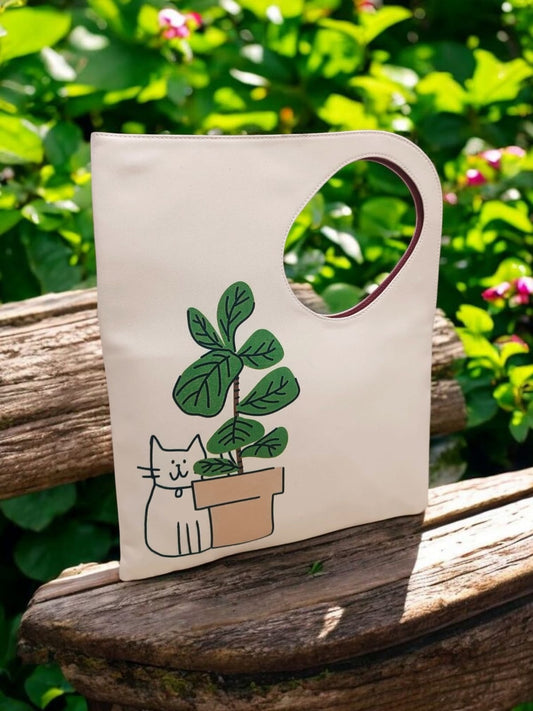 The Oval-Cut Tote