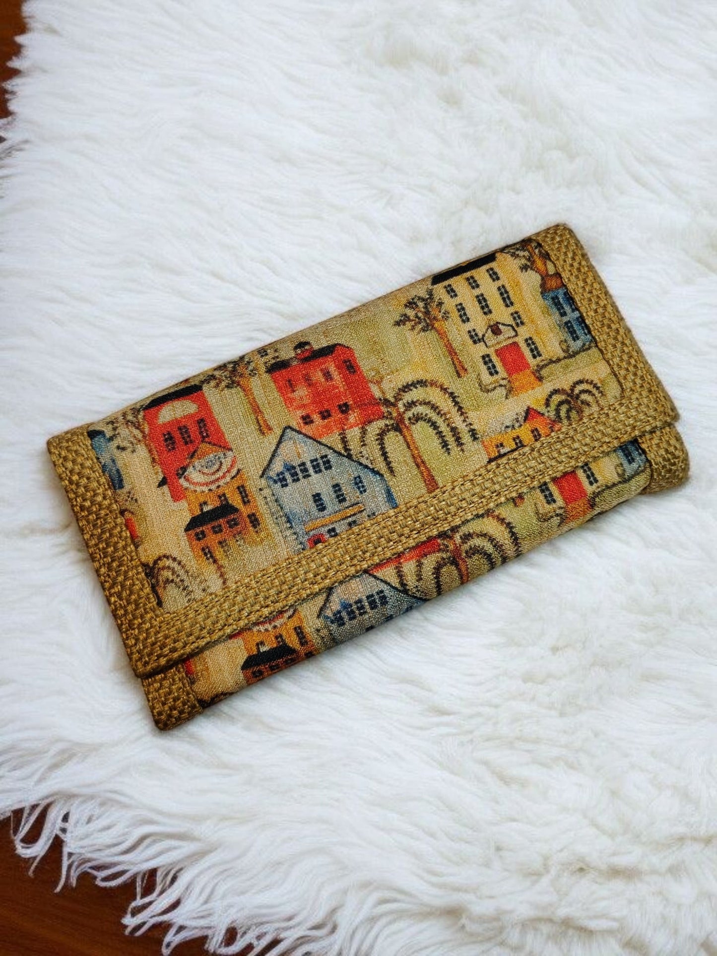 The Tussar-Jute Wallet